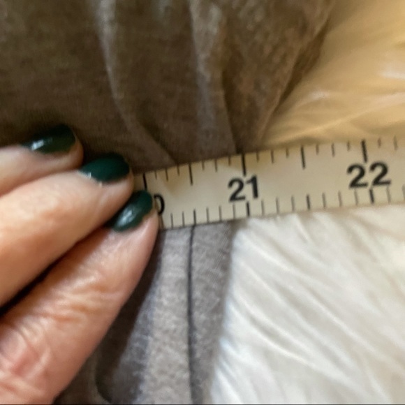 Affirmative Quote Graphic Tee - Picture 6 of 7